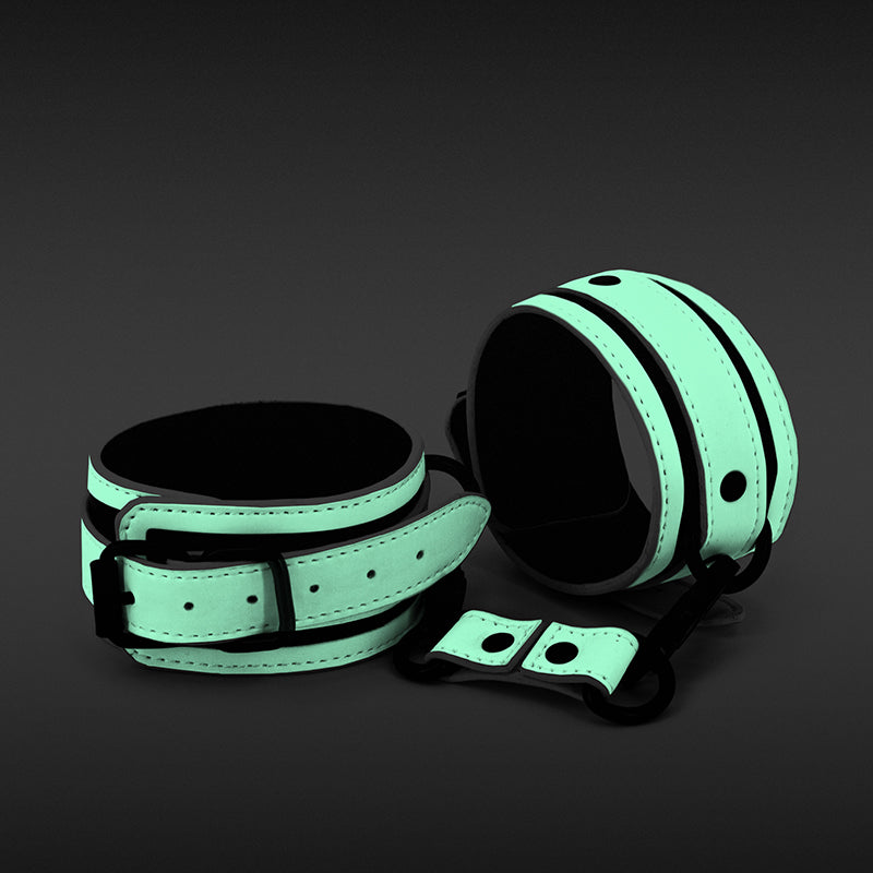 GLO Bondage Ankle Cuff Glow In Dark Restraint NS Novelties Main image