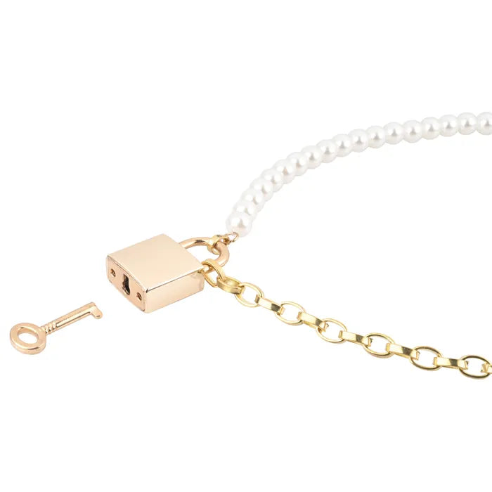 Sportsheets Sex & Mischief Pearl Day Collar Necklace Sportsheets