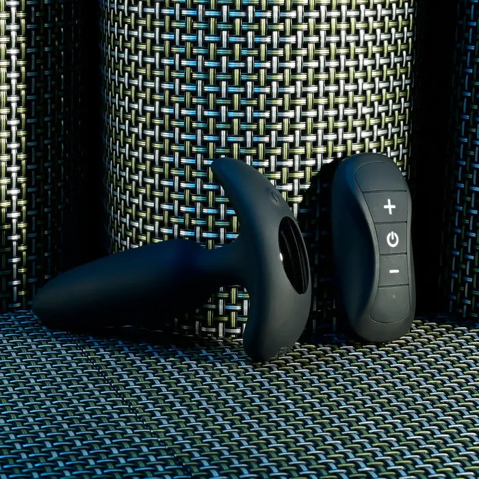 Selopa BLACK BEAUTY USB Rechargeable Vibrating Butt Plug With Wireless Remote Selopa