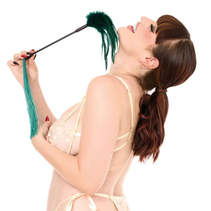 Sportsheets Sex & Mischief Indica Feather Tickler Whip Green Sportsheets