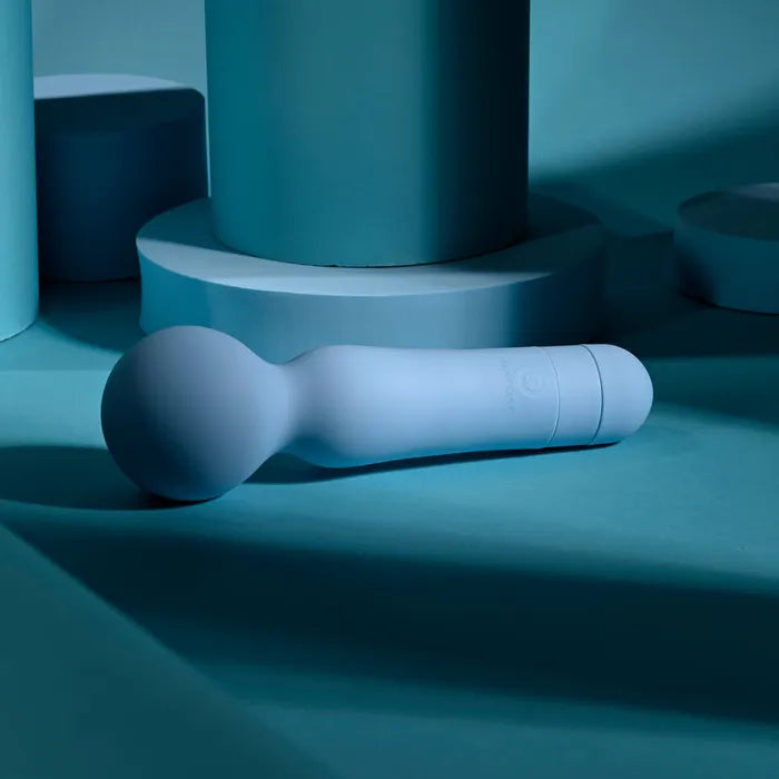 Evolved IRIS USB Rechargeable Massage Wand Blue 18.3 cm Evolved
