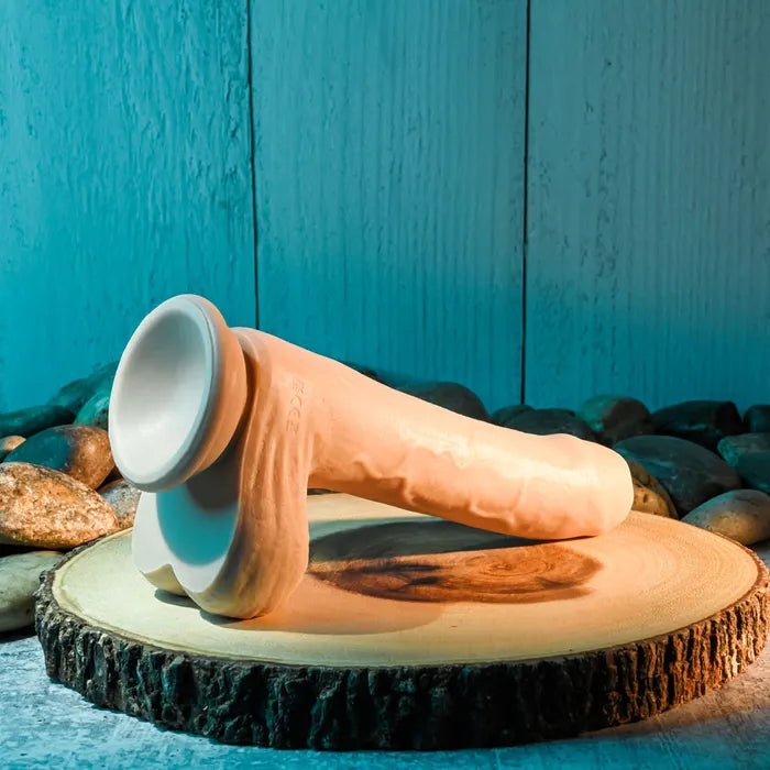 Evolved PEEK A BOO VIBRATING DILDO LIGHT USB Rechargeable Vibrating Uncut Dong 20.3cm Flesh Evolved
