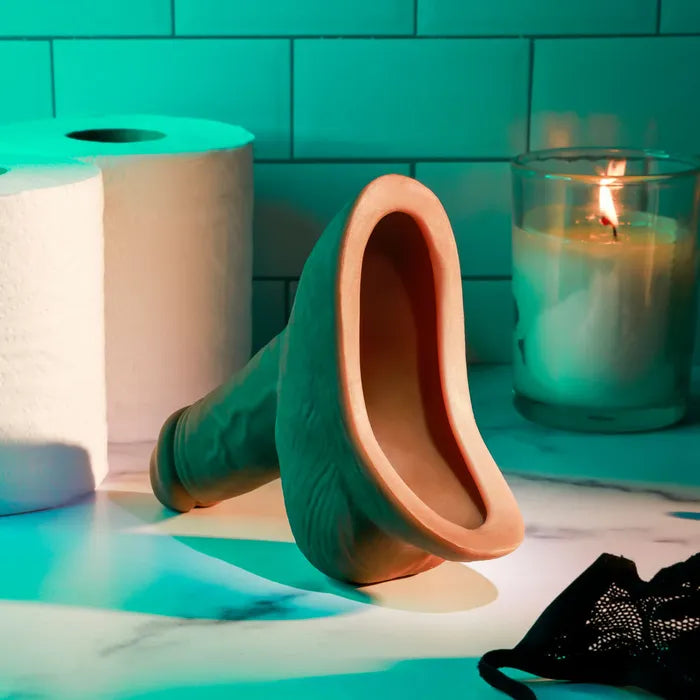 Gender X STAND TO PEE Dark Realistic Stand To Pee Funnel Brown Gender X